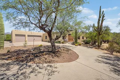 Exterior - 11743 E Limberlost Rd, Tucson, AZ 85749 photo 3 of 8