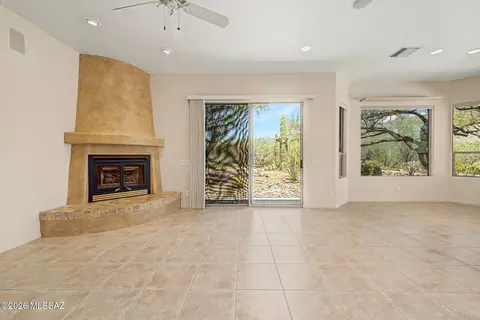 Living - 11743 E Limberlost Rd, Tucson, AZ 85749 photo 6 of 6