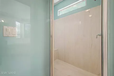Bath - 11743 E Limberlost Rd, Tucson, AZ 85749 photo 3 of 6