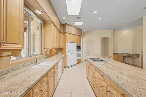 Kitchen - 11743 E Limberlost Rd, Tucson, AZ 85749 photo 1 of 4