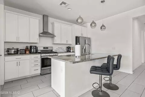 Kitchen - 12060 E Bohlman Dr, Vail, AZ 85641 photo 2 of 2