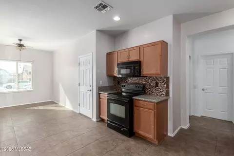 Entry Way - 20902 E Frontier Rd, Red Rock, AZ 85145 photo 1 of 1
