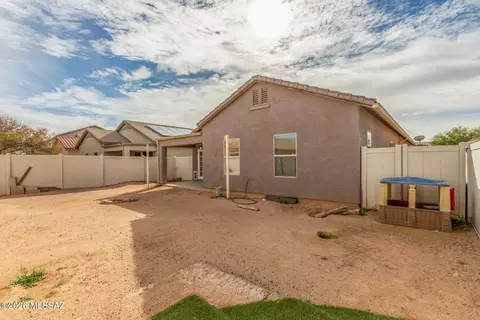 Exterior - 20902 E Frontier Rd, Red Rock, AZ 85145 photo 4 of 5