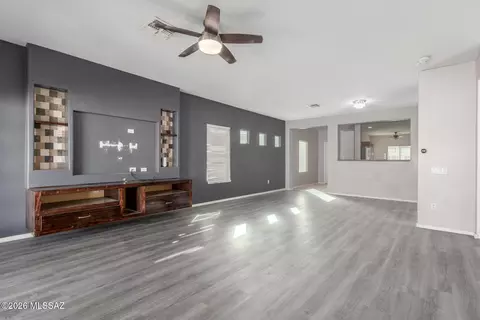 Living - 20902 E Frontier Rd, Red Rock, AZ 85145 photo 3 of 6