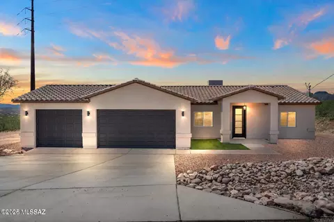 1635 Avenida Calamar, Rio Rico, AZ 85648
