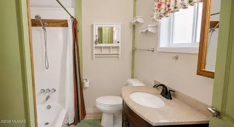 Bath - 3399 Red Stag Rd, Pearce, AZ 85625 photo 1 of 1