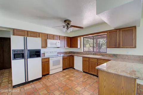Kitchen - 620 E Montgomery Ave, Corona De Tucson, AZ 85641 photo 1 of 4