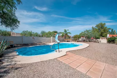 Exterior - 620 E Montgomery Ave, Corona De Tucson, AZ 85641 photo 5 of 7