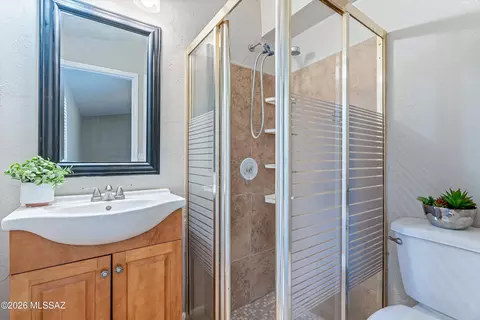 Bath - 13810 E Candace Ln, Vail, AZ 85641 photo 2 of 2