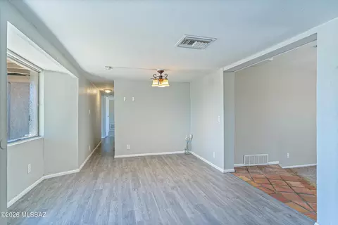 Living - 13810 E Candace Ln, Vail, AZ 85641 photo 2 of 3