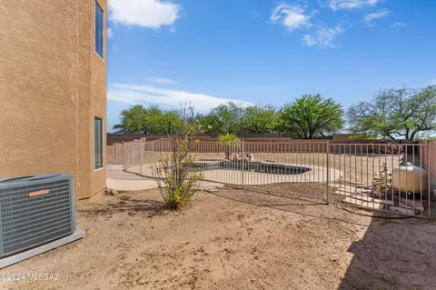 Exterior - 6330 E Sage Stone St, Tucson, AZ 85756 photo 6 of 9