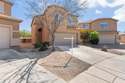 Exterior - 6330 E Sage Stone St, Tucson, AZ 85756 photo 3 of 9