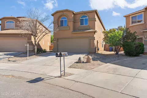 Exterior - 6330 E Sage Stone St, Tucson, AZ 85756 photo 2 of 9