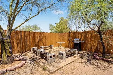 Exterior - 3243 E Milton Rd, Tucson, AZ 85706 photo 6 of 7