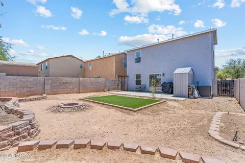 Exterior - 6169 E Stonechat Dr, Tucson, AZ 85756 photo 6 of 8