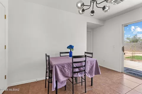 Dining - 6169 E Stonechat Dr, Tucson, AZ 85756 photo 2 of 2