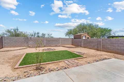 Exterior - 6169 E Stonechat Dr, Tucson, AZ 85756 photo 8 of 8