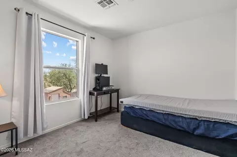 Bedroom - 6169 E Stonechat Dr, Tucson, AZ 85756 photo 1 of 6