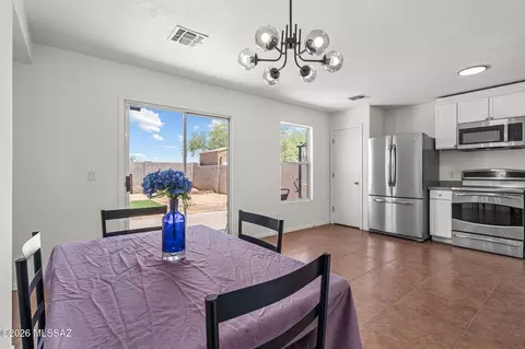 Dining - 6169 E Stonechat Dr, Tucson, AZ 85756 photo 1 of 2