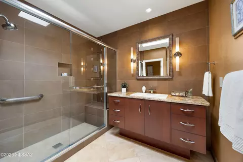 Bath - 38475 S Double Eagle Dr, Tucson, AZ 85739 photo 5 of 5