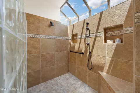 Bath - 38475 S Double Eagle Dr, Tucson, AZ 85739 photo 2 of 5