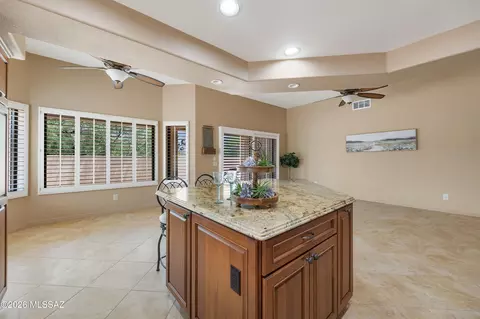 Kitchen - 38475 S Double Eagle Dr, Tucson, AZ 85739 photo 5 of 5