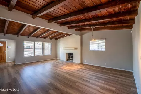 Living - 5346 E 9th St, Tucson, AZ 85711 photo 4 of 6