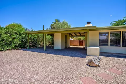 Exterior - 5346 E 9th St, Tucson, AZ 85711 photo 7 of 8
