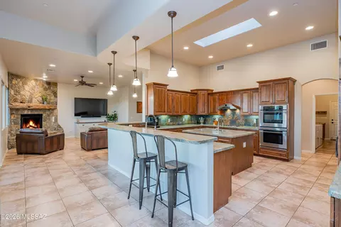 Kitchen - 8550 S Picacho View Loop, Vail, AZ 85641 photo 3 of 6