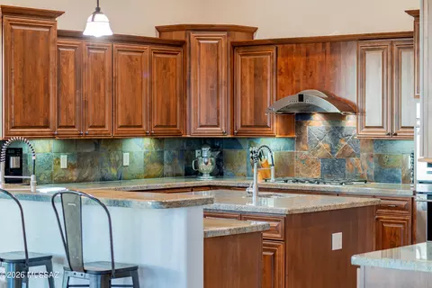 Kitchen - 8550 S Picacho View Loop, Vail, AZ 85641 photo 2 of 6