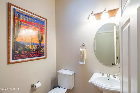 Bath - 8550 S Picacho View Loop, Vail, AZ 85641 photo 5 of 6