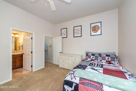 Bedroom - 8550 S Picacho View Loop, Vail, AZ 85641 photo 4 of 6