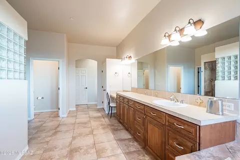 Bath - 8550 S Picacho View Loop, Vail, AZ 85641 photo 6 of 6