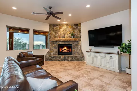 Living - 8550 S Picacho View Loop, Vail, AZ 85641 photo 3 of 4
