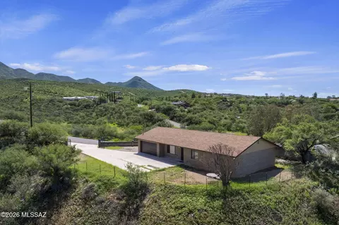 301 Circulo Silva, Rio Rico, AZ 85648
