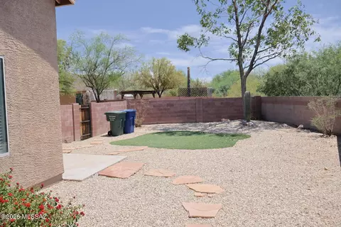 Exterior - 7832 S Hidden Places Loop, Tucson, AZ 85756 photo 3 of 6