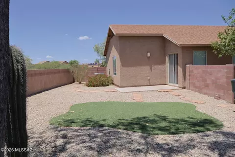 Exterior - 7832 S Hidden Places Loop, Tucson, AZ 85756 photo 2 of 6
