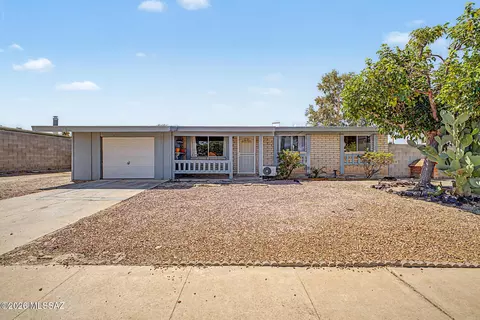 3071 S Eastview Ave, Tucson, AZ 85730