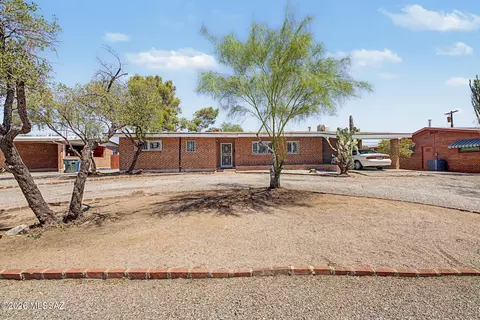 4421 E 7th St, Tucson, AZ 85711
