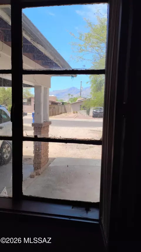 5632 E 4th St, Tucson, AZ 85711 photo 3