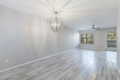 5800 N Kolb Rd #1104, Tucson, AZ 85756