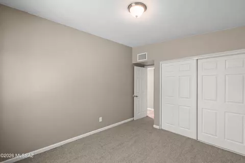 Bedroom - 7140 E 29th St, Tucson, AZ 85710 photo 3 of 6