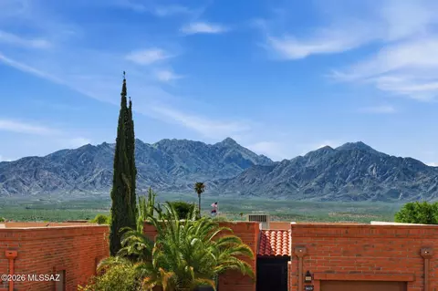 3395 S Placita Del Emblema N, Green Valley, AZ 85622