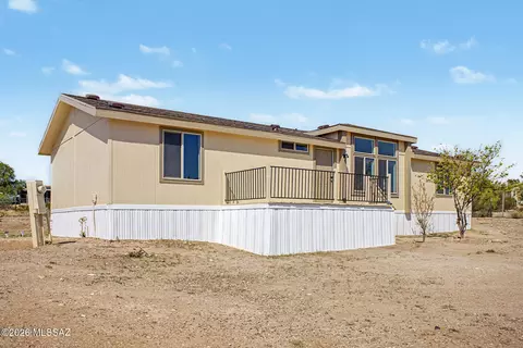 Exterior - 13701 E Blue Cactus Ln, Vail, AZ 85641 photo 2 of 5