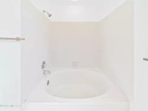 Bath - 10051 E Watson Dr, Tucson, AZ 85730 photo 3 of 5