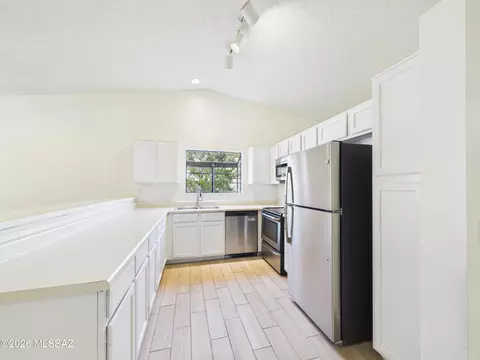 Kitchen - 10051 E Watson Dr, Tucson, AZ 85730 photo 1 of 1