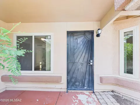 Exterior - 10051 E Watson Dr, Tucson, AZ 85730 photo 2 of 7