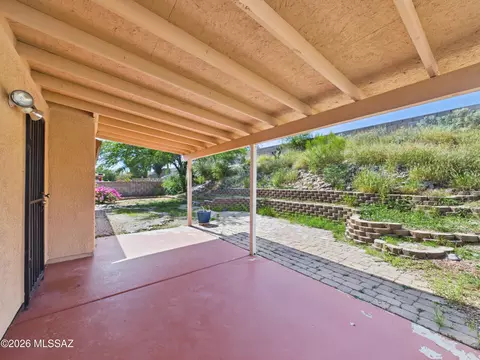 Exterior - 10051 E Watson Dr, Tucson, AZ 85730 photo 3 of 7