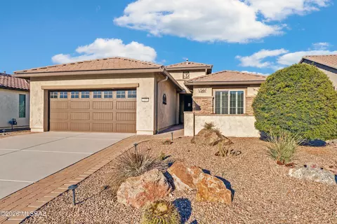 2371 E Skywalker Way, Green Valley, AZ 85614