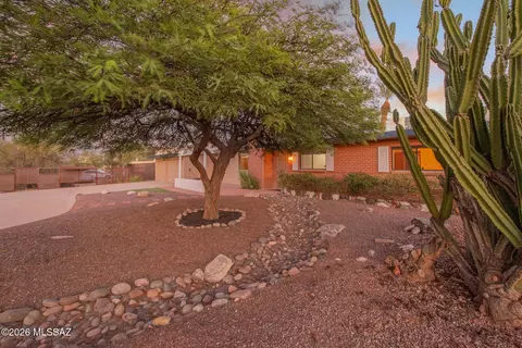 Exterior - 7052 E Baker St, Tucson, AZ 85710 photo 4 of 8